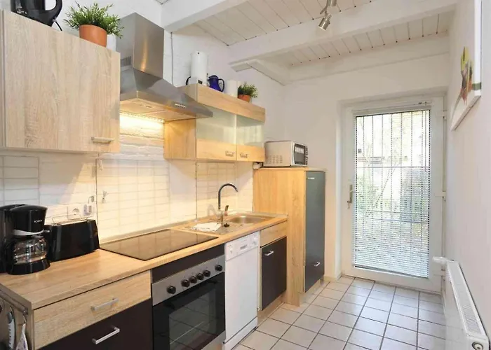 Haushaelfte-hein-105 Semesterbostad